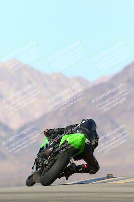 media/Jan-13-2024-SoCal Trackdays (Sat) [[9c032fe5aa]]/Turn 9 Backside (110pm)/